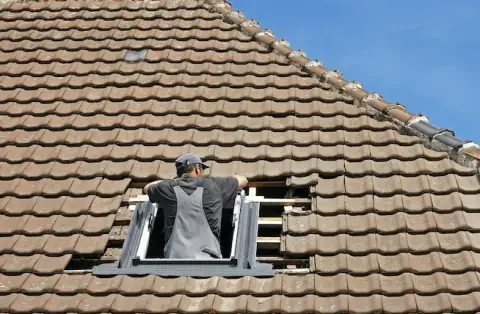 Pose de velux - Bez-et-Esparon